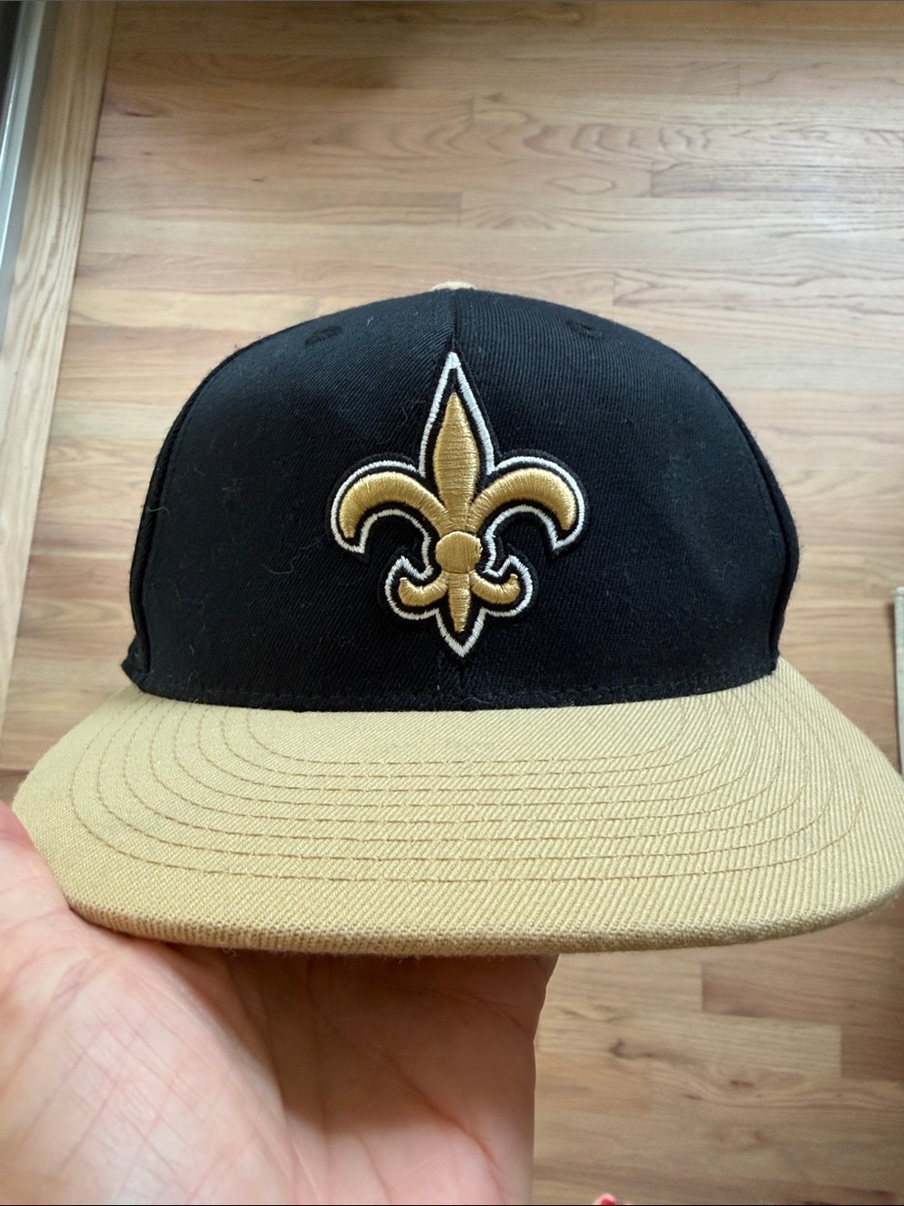 Vintage Reebok 210 Fitted New Orleans Saints NFL Hat Cap 7 1/4–7 5/8